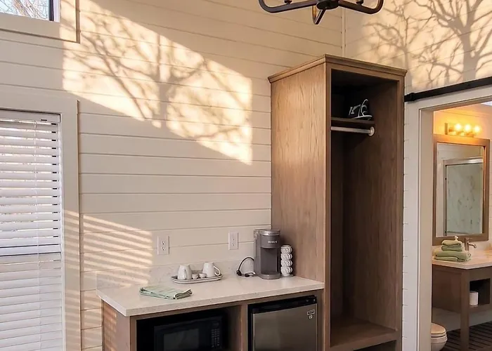Th25 Red Rock Modern Tiny - 15 Min To Sedona Holiday home Cottonwood